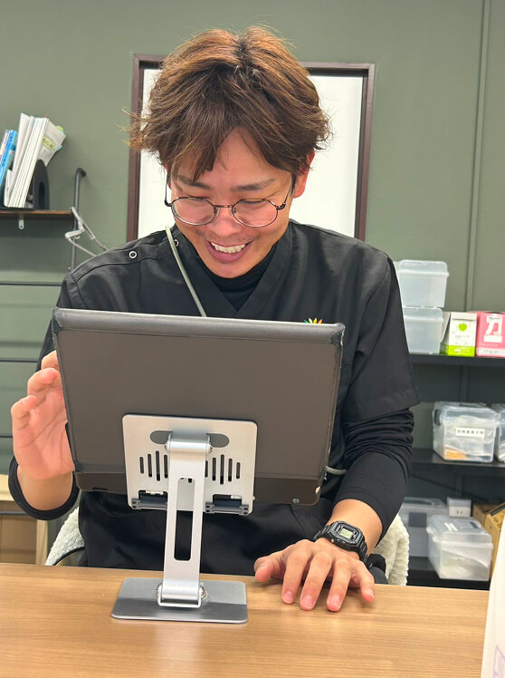男性看護師スタッフの写真
